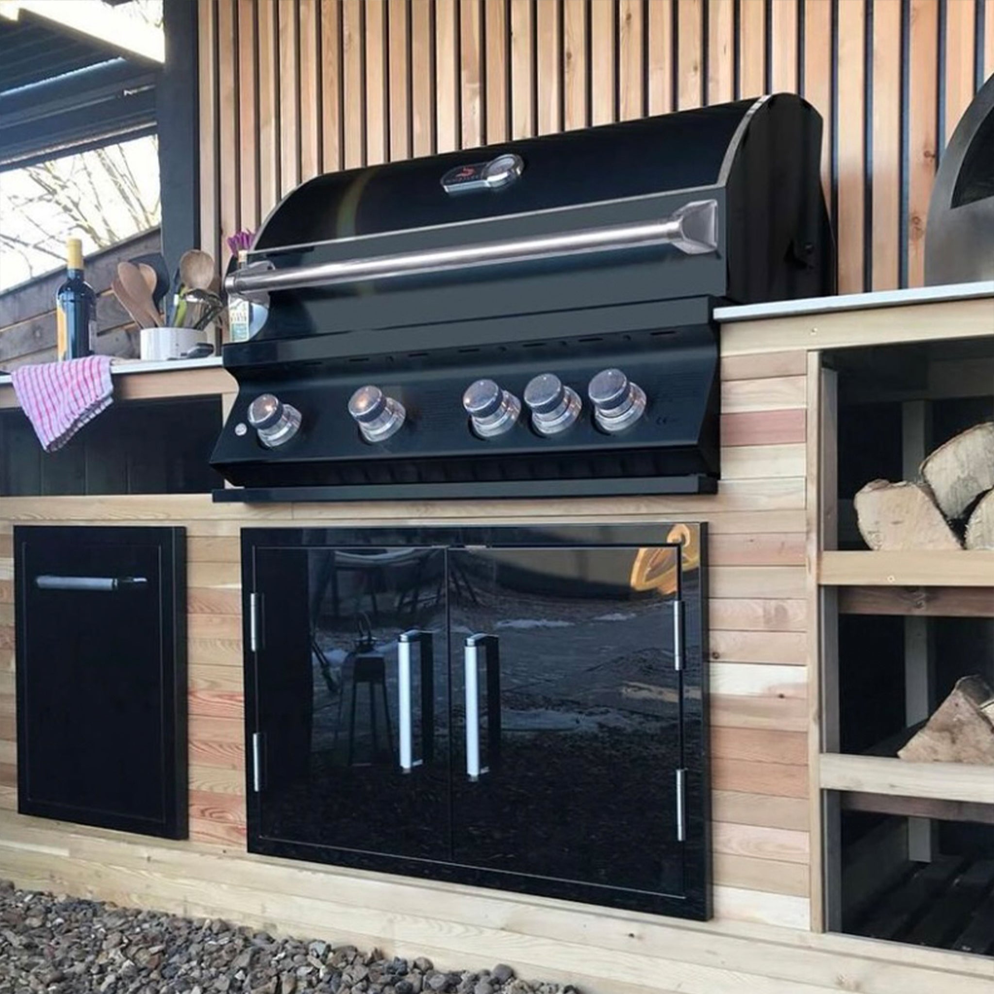Whistler Built In 4-Burners Grill BLACK SERIES