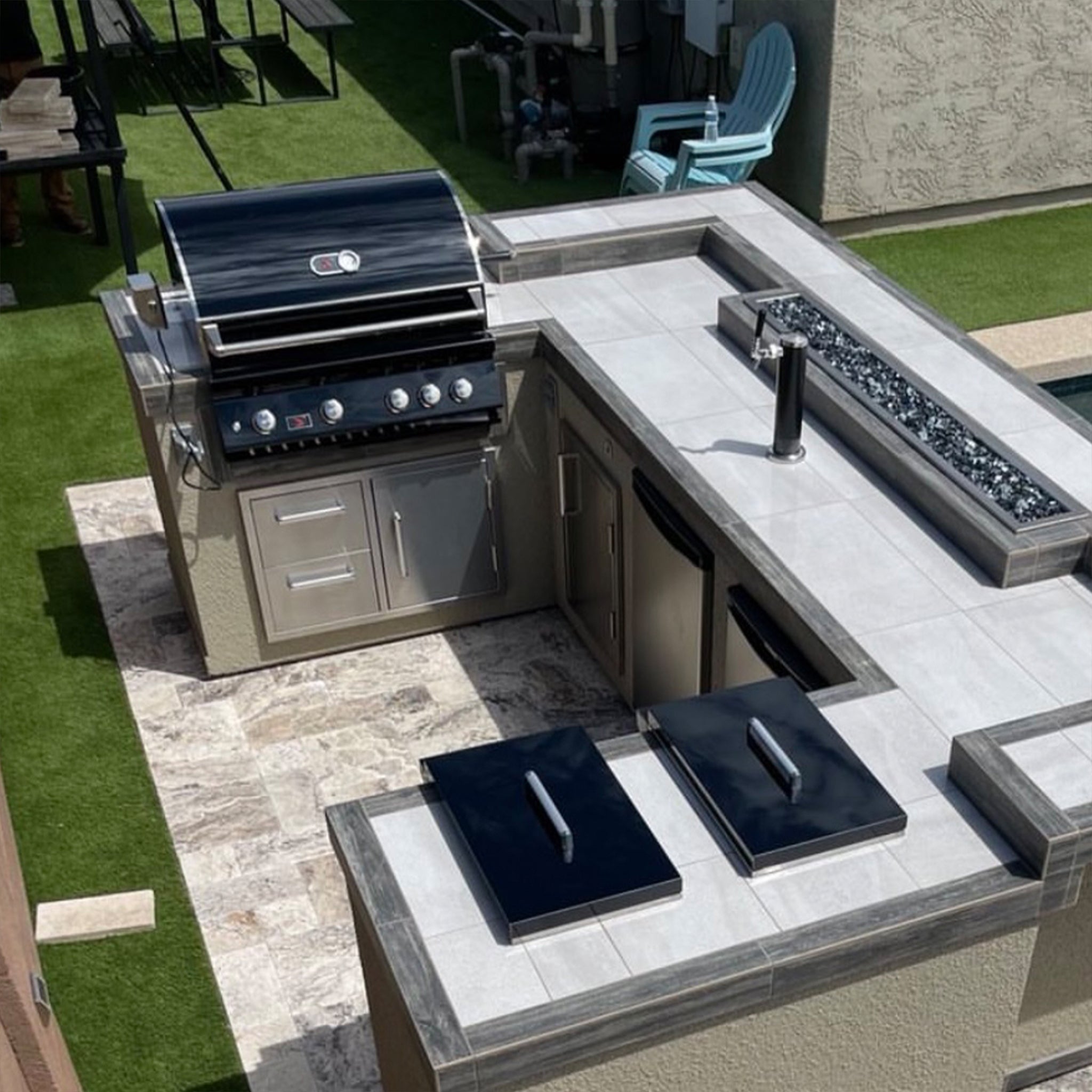 Whistler Built In 4-Burners Grill BLACK SERIES